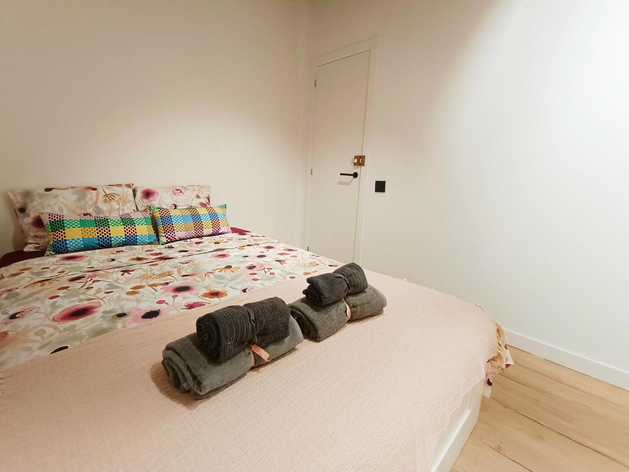Private Rooms In Born Барселона Экстерьер фото